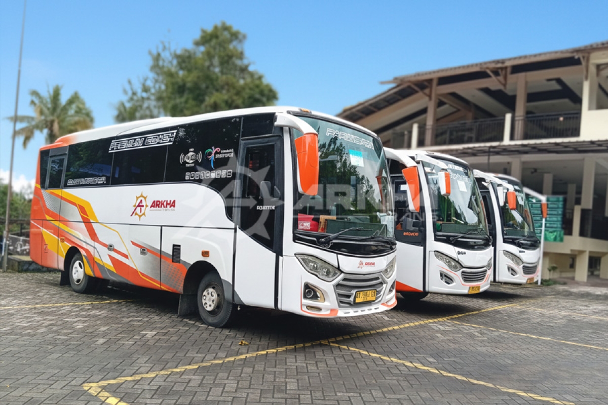 Bogor Manggil Nih! Yuk Seru-seruan Bareng Rombongan Pakai Arkha Trans Wisata