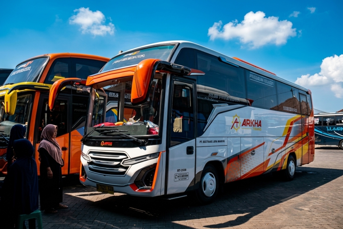 Eksplorasi Pesona Kota Pahlawan Bersama Arkha Trans Wisata