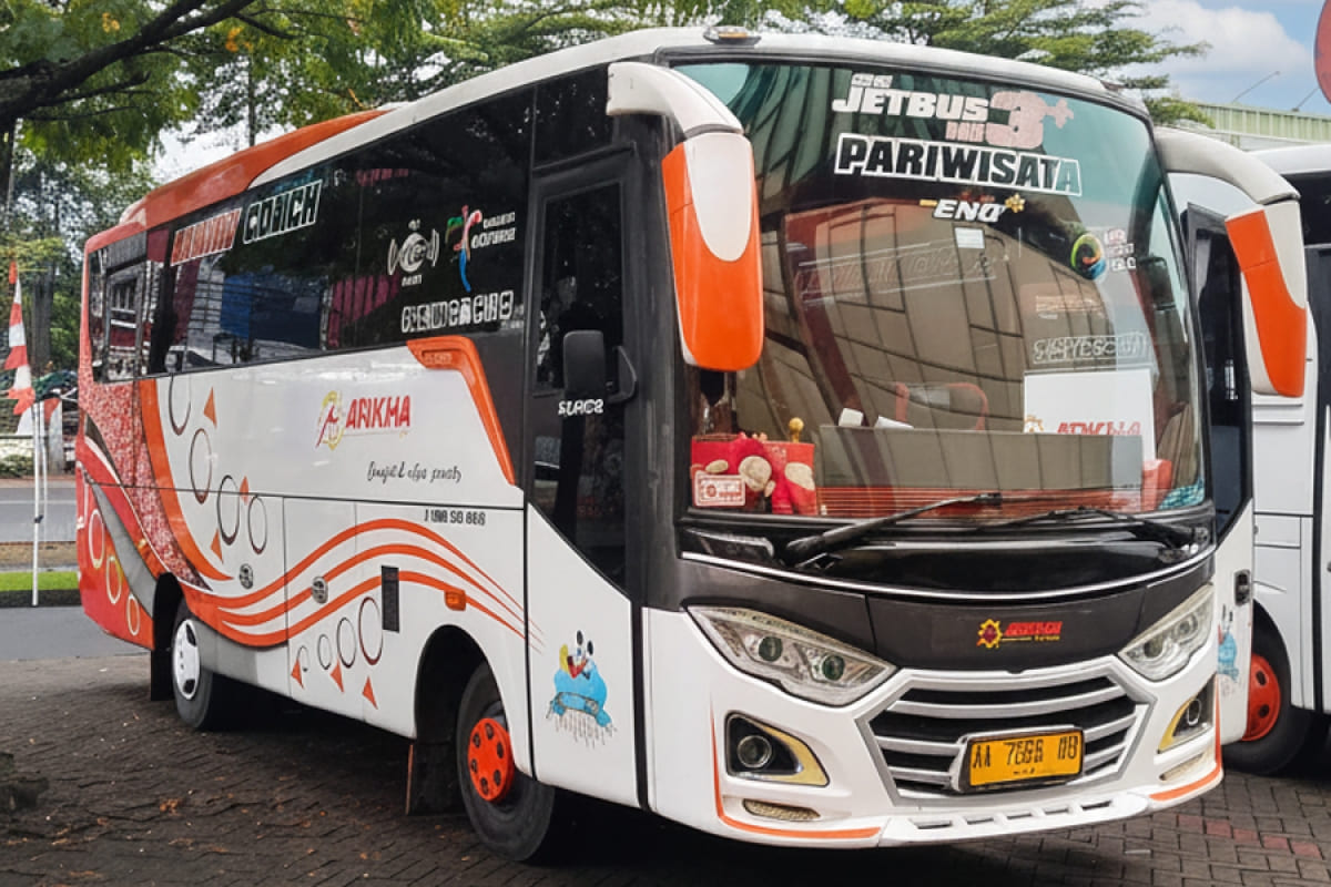 Jetbus MD: Solusi Transportasi Medium Bus Mewah dan Eksklusif
