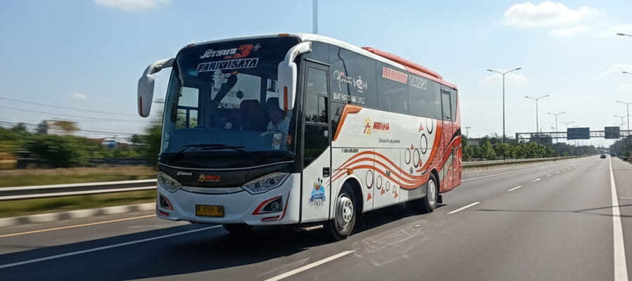 Cara Sewa Bus Pariwisata